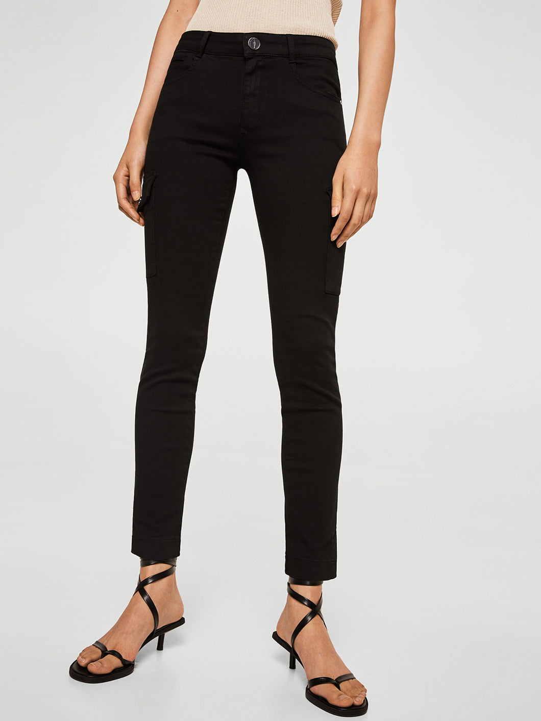 Women Black Solid Casual Trousers